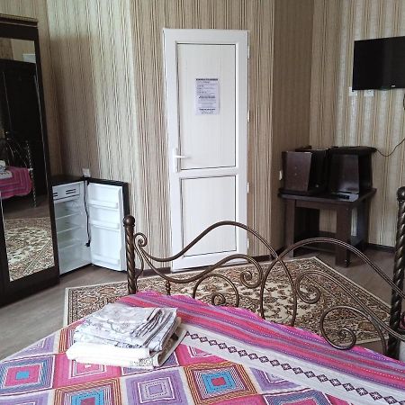 Brand House Bed & Breakfast Bosteri Exterior photo