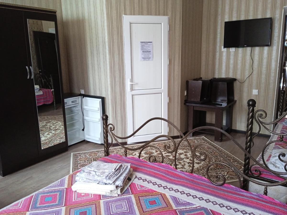 Brand House Bed & Breakfast Bosteri Exterior photo