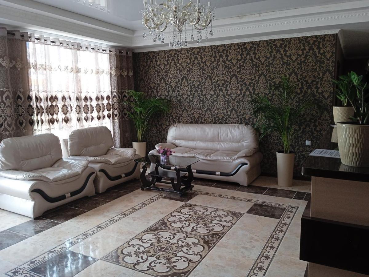 Brand House Bed & Breakfast Bosteri Exterior photo
